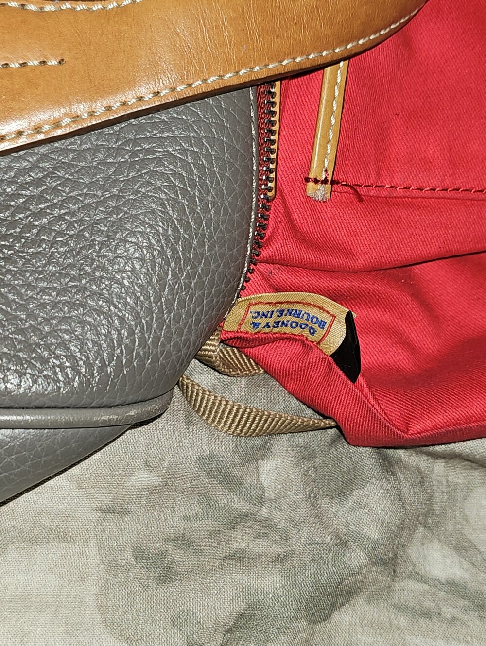 Dooney & Bourke Pebble Leather Grain Kendra Satchel + Matching Wallet Set. - Picture 5 of 9